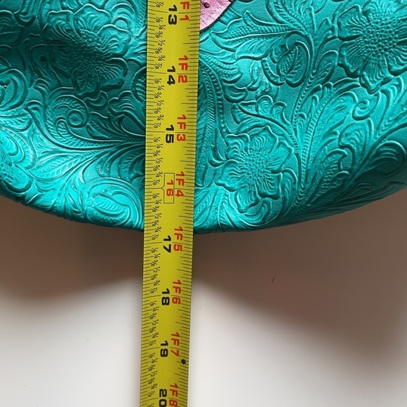 Leather handmade Brothers Sisters Design Studio Purse Tote with Lasso handles - Picture 14 of 16